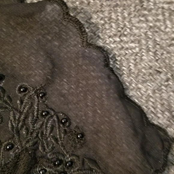 Scraf - Picture 3 of 5